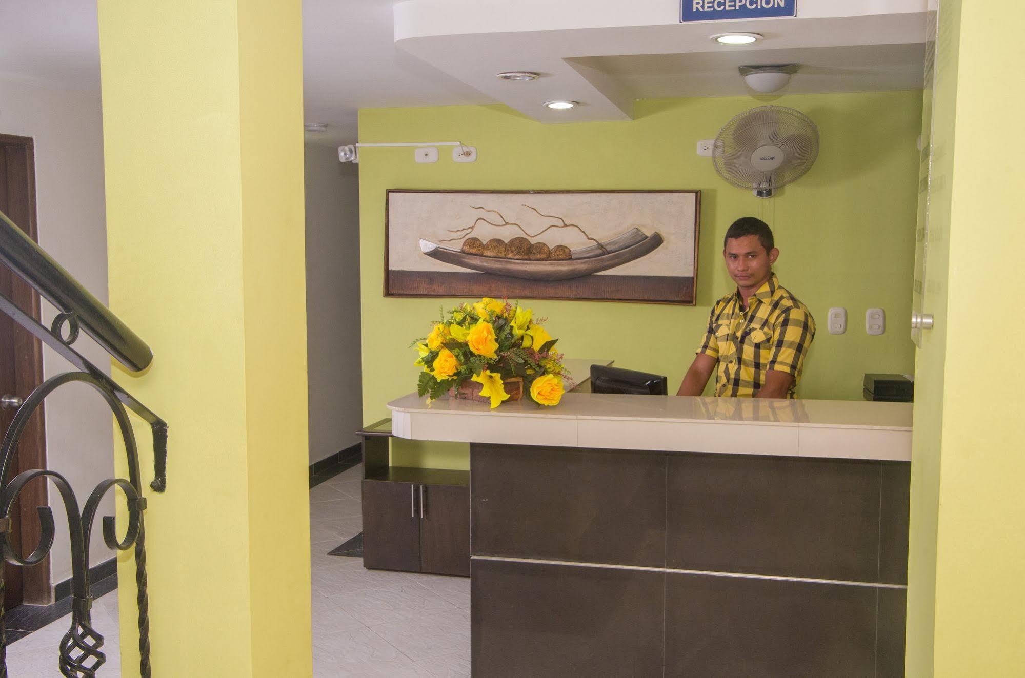 Hotel Marovi Santa Marta  Bagian luar foto